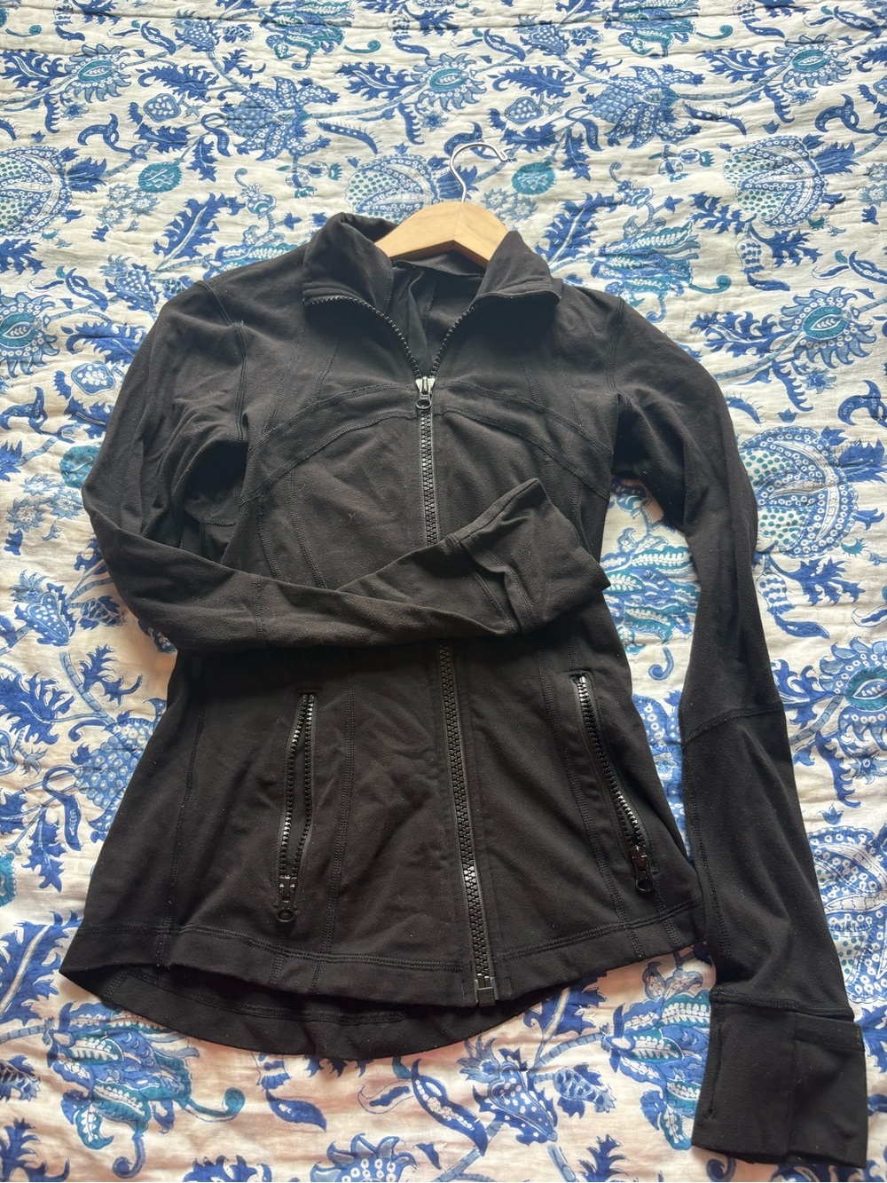 lululemon athletica Black Zip-Up fitted Jacket